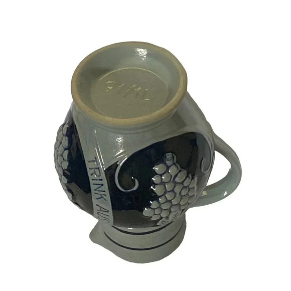 1 Liter Wine Pitcher German Glazed Blue Gray Trink Aus Stein Den Edlen Wein VGUC - Picture 5 of 14